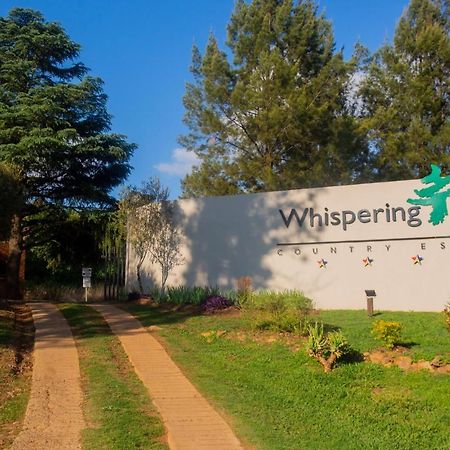 Whispering Pines Country Estate Vila Magaliesburgo Exterior foto