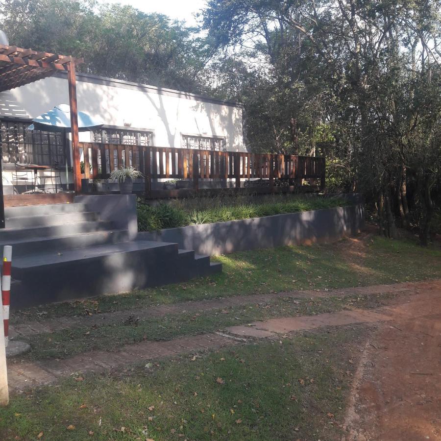 Whispering Pines Country Estate Vila Magaliesburgo Exterior foto